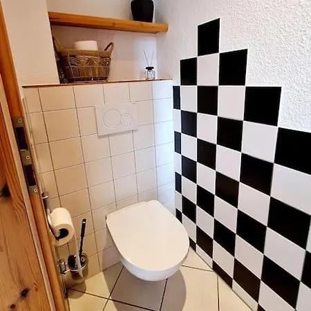 Tante Trude アパート